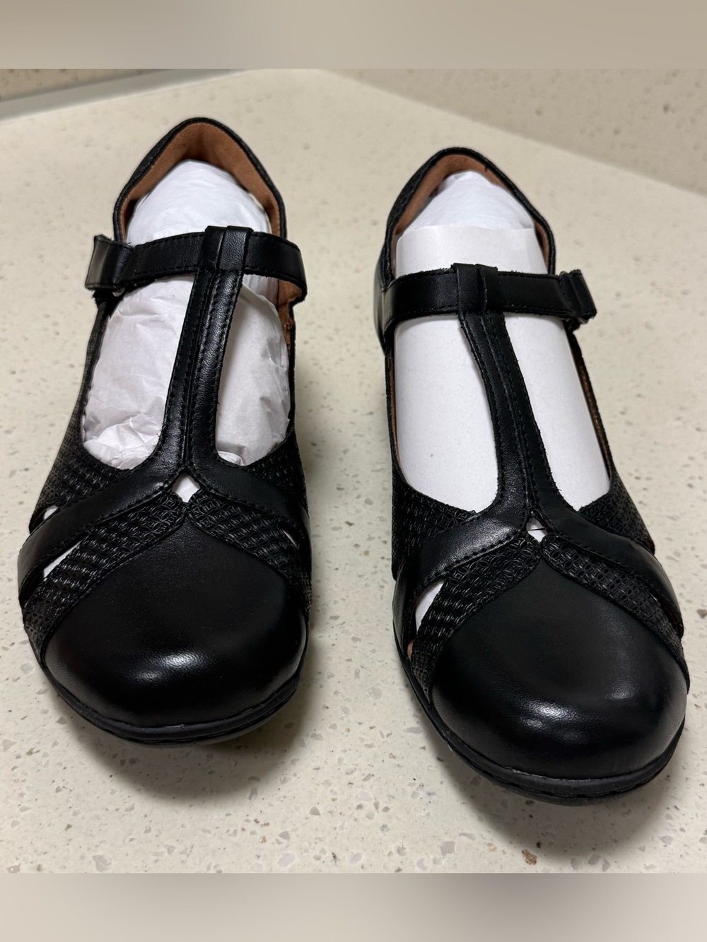Rockport Brynn T-Strap Sandal in Black